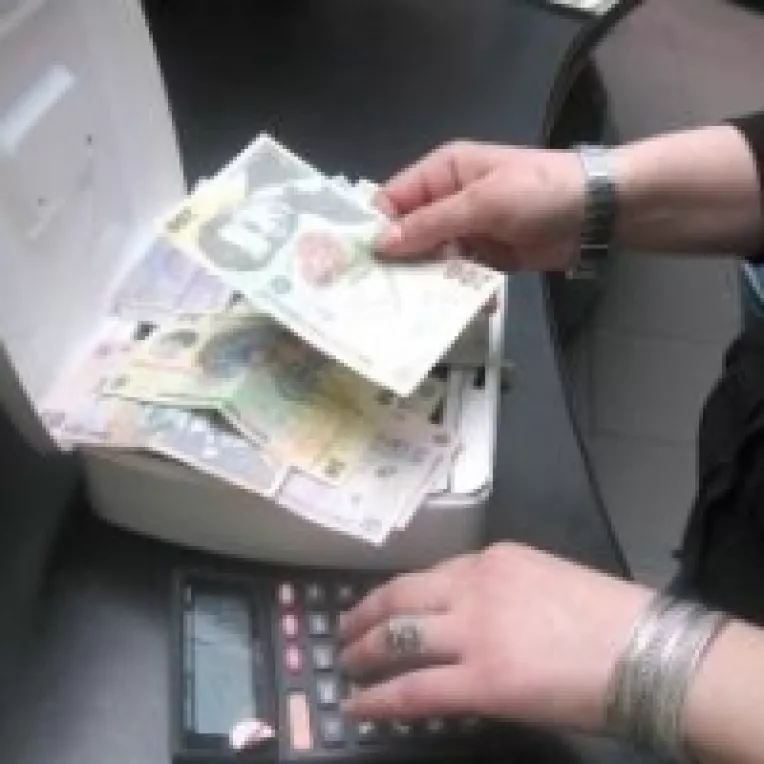 Economia Doljului,  la cote de avarie