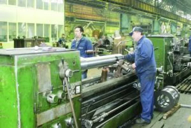 Exporturile Doljului au prins aripi in 2011, deficitul s-a adancit