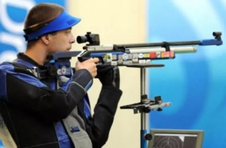 Jocurile Olimpice de la Londra : Tragatorul Alin Moldoveanu a castigat prima medalie de aur a Romaniei 