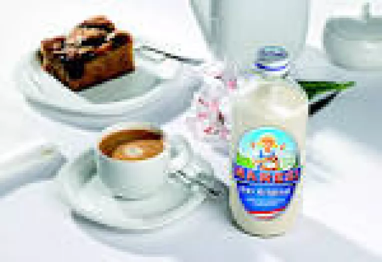 Light si Bio – noile sortimente de lapte condensat Maresi