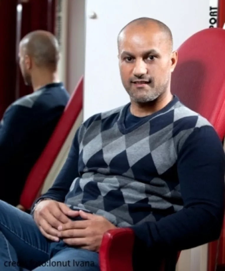 Mihai Dragomir, despre "inamicii nascuti": bomboane, caramele si guma de mestecat