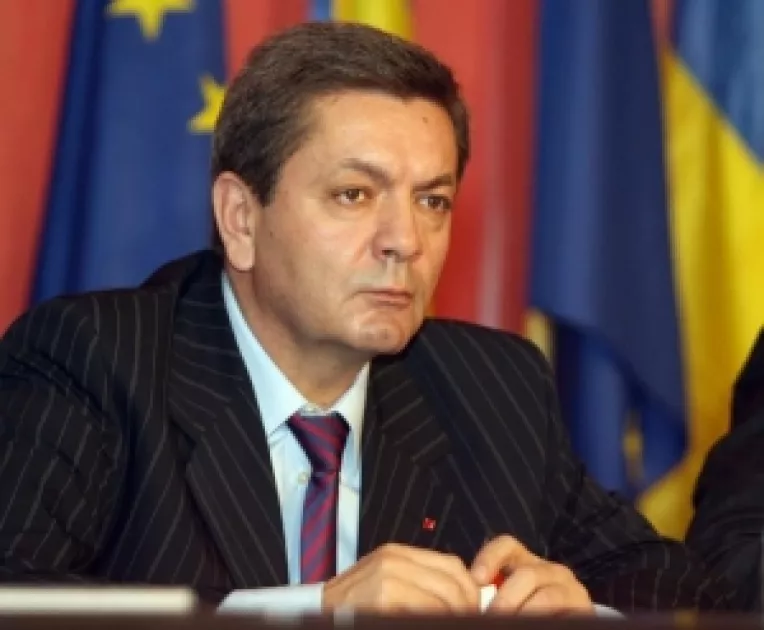 Ministrul Rus are o imagine buna printre subordonatii de rand 