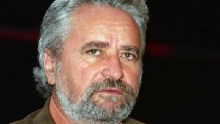 Omul potrivit pentru conducerea TVR: Jurnalistul si scriitorul Lucian Avramescu