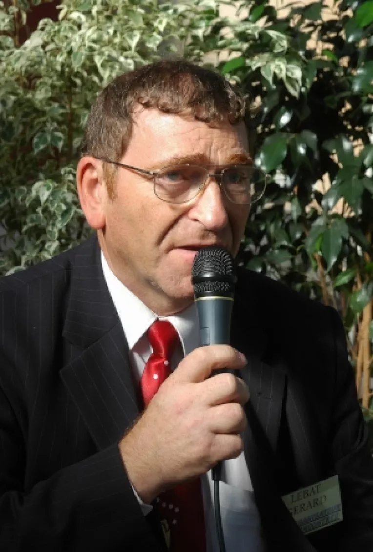 Opiniile lui Gerard LEBAT despre desecretizarea arhivelor britanice privind OZN-urile 