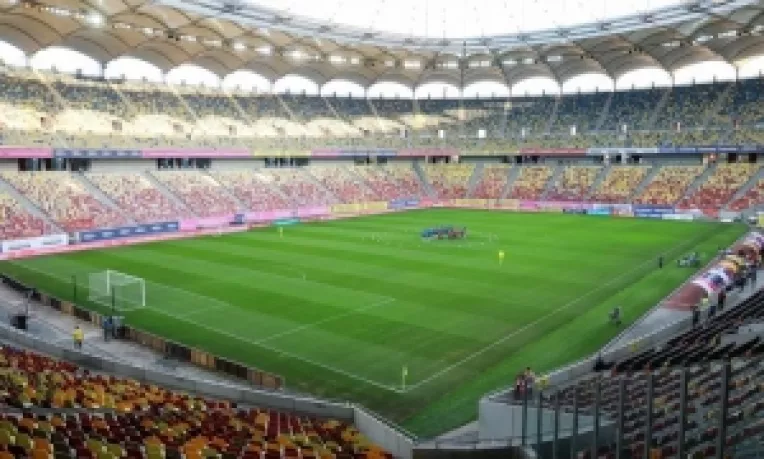 Se reia campionatul de fotbal. Fara spectatori!