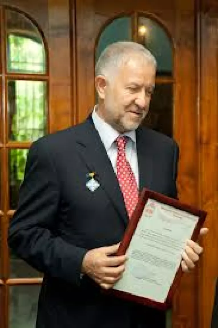 Un interviu exceptional cu Victor Opaschi despre chestiuni importante ale societatii romanesti contemporane 