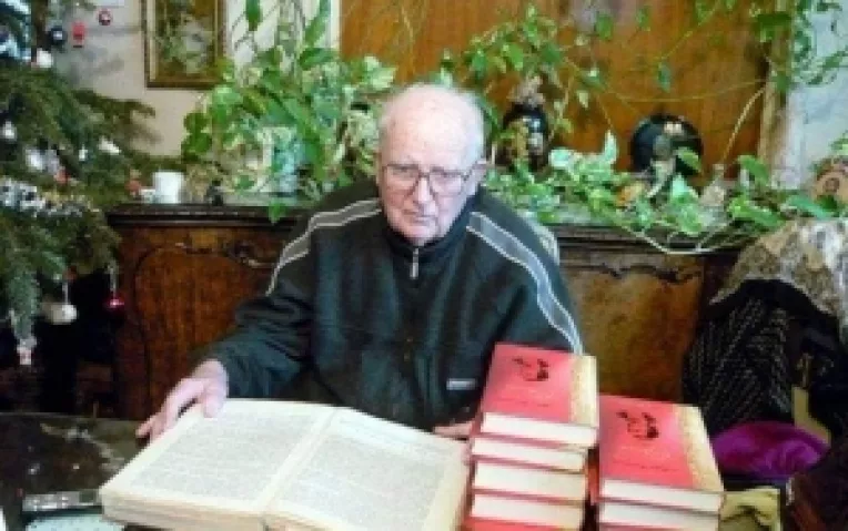 Viata si opera celebrului eminescolog DIMITRIE VATAMANIUC